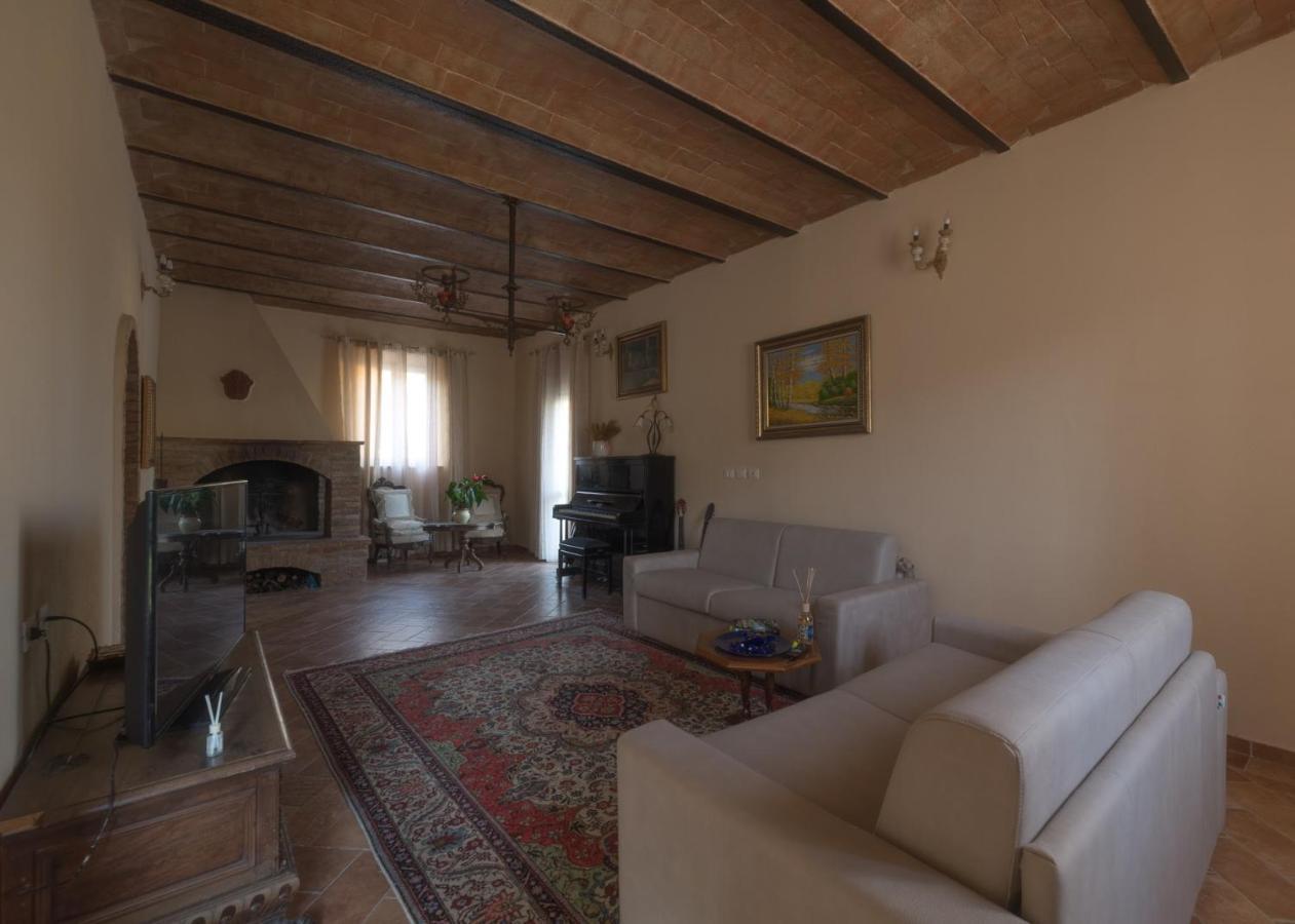 Bed and Breakfast La Casa Rossa Coiano Exterior foto